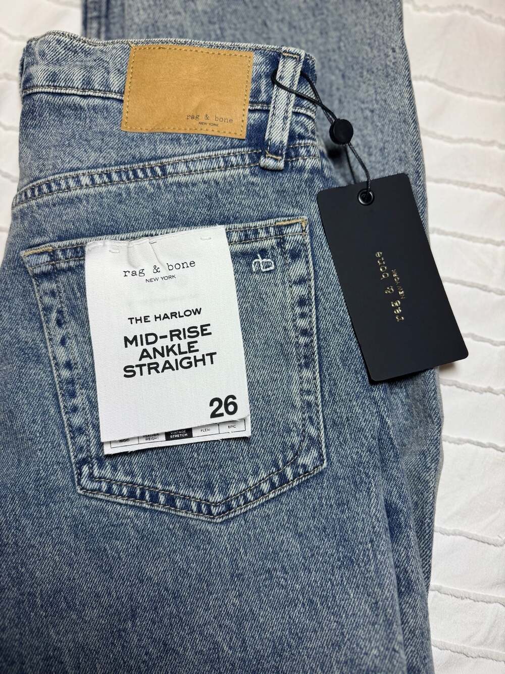 rag & bone The Harlow Mid-Rise Ankle Straight Jeans in Light Blue